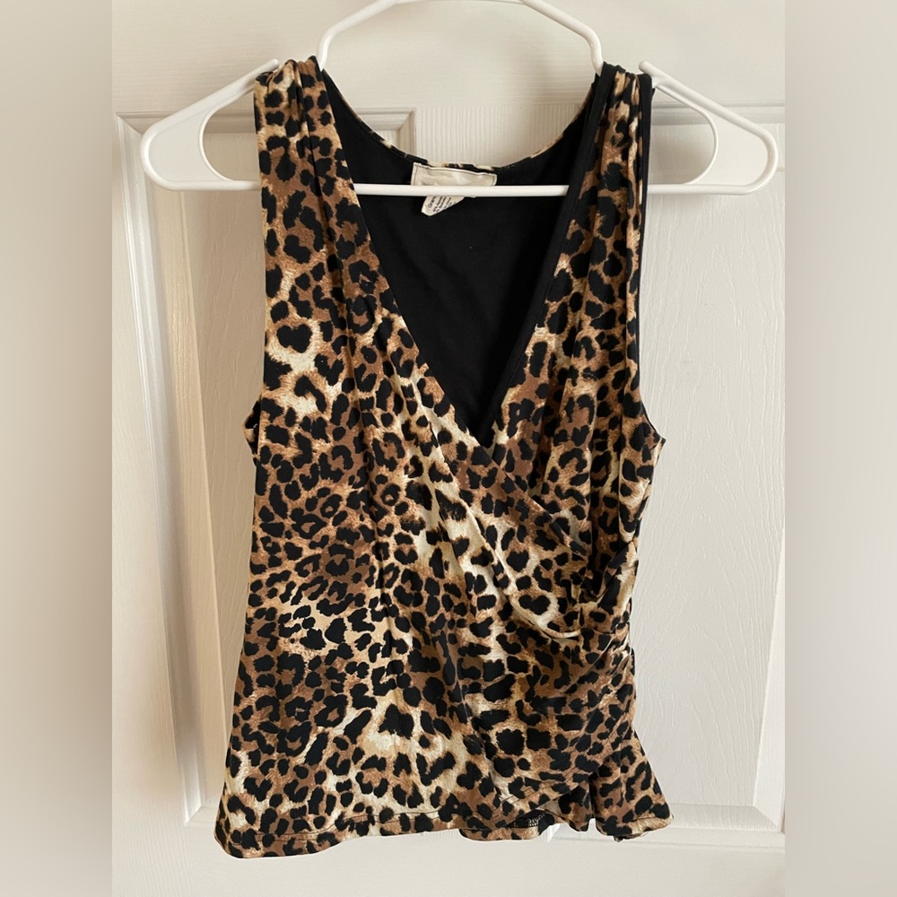 By Design Vneck leopard print tank top